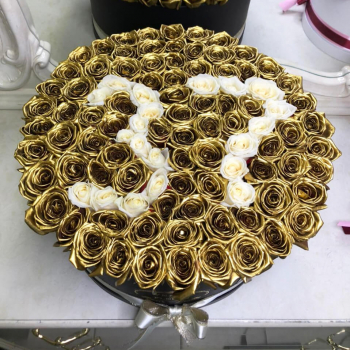 81 золотая роза с датой