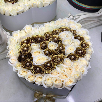 Розы "Обручальные кольца" - 81 шт.