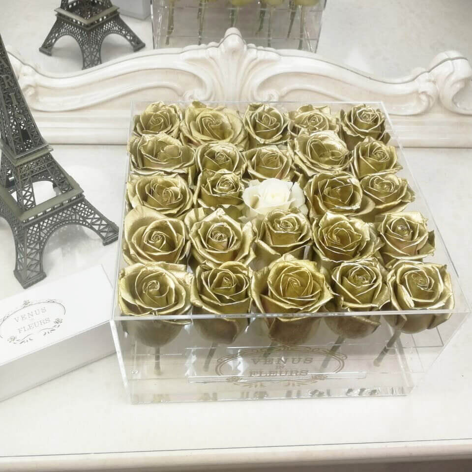 Золотые розы в кубе - 25 шт.