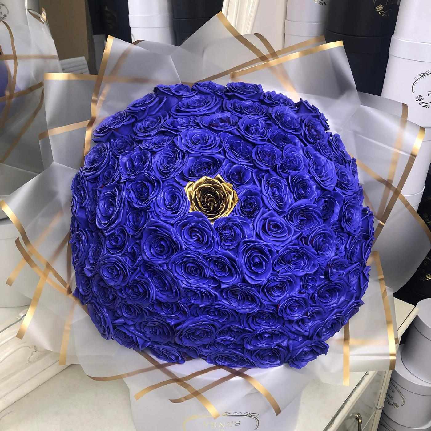 Букет синих роз от 9 шт.