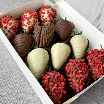 Клубника в шоколаде - Космические крылья