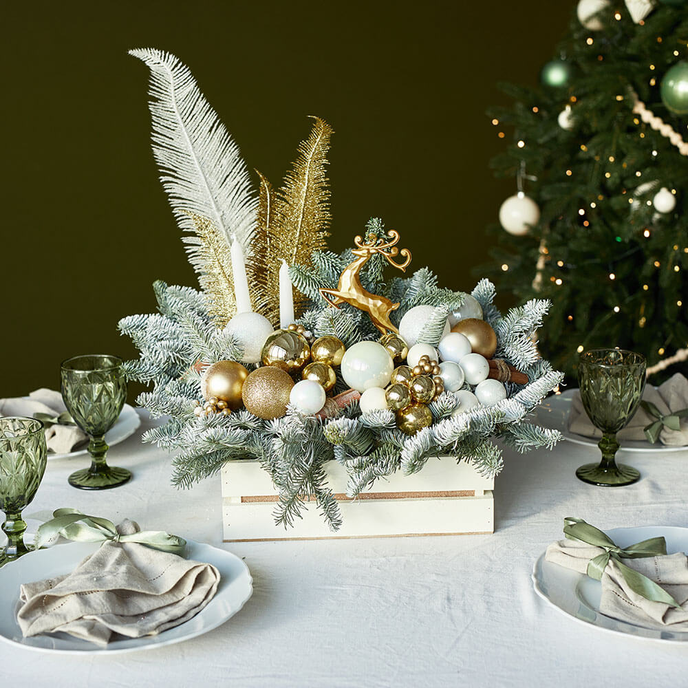 Новогодний букет в кашпо - 31 шт.