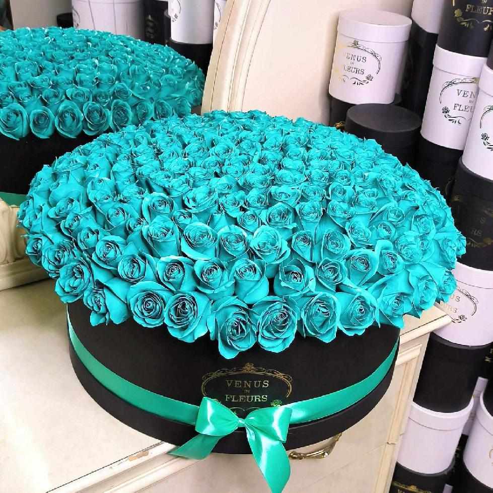 201 бирюзовая роза в коробке