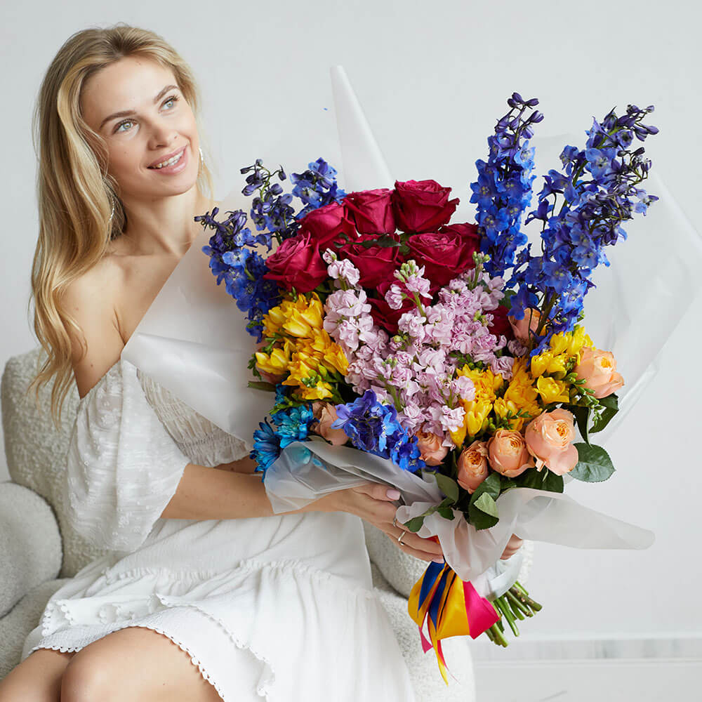 Шикарный букет - 65 шт.