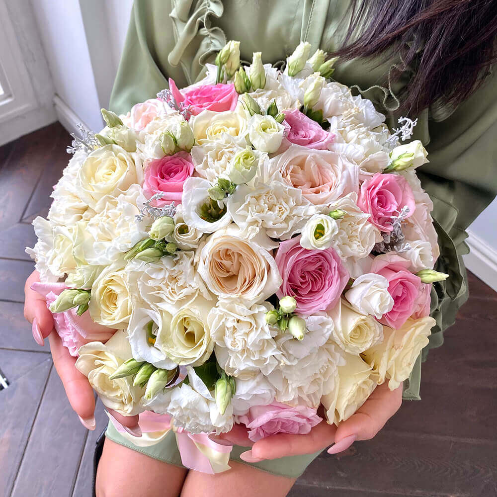 Букет "Прекрасное мгновение" - 51 шт.