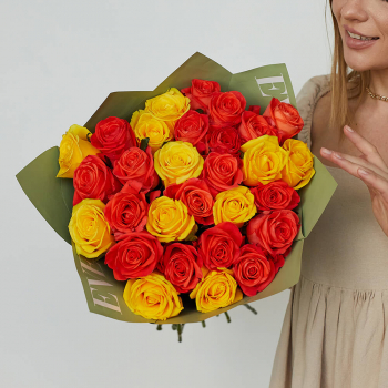 Яркие розы от 19 шт.