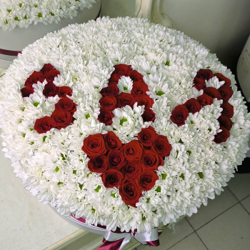 Хризантемы с розами "Зая" - 101 шт.