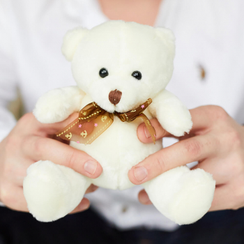 Белый мишка 15 см.