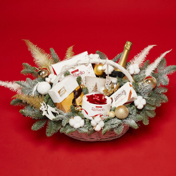 Новогодняя корзина партнеру - 31 шт.