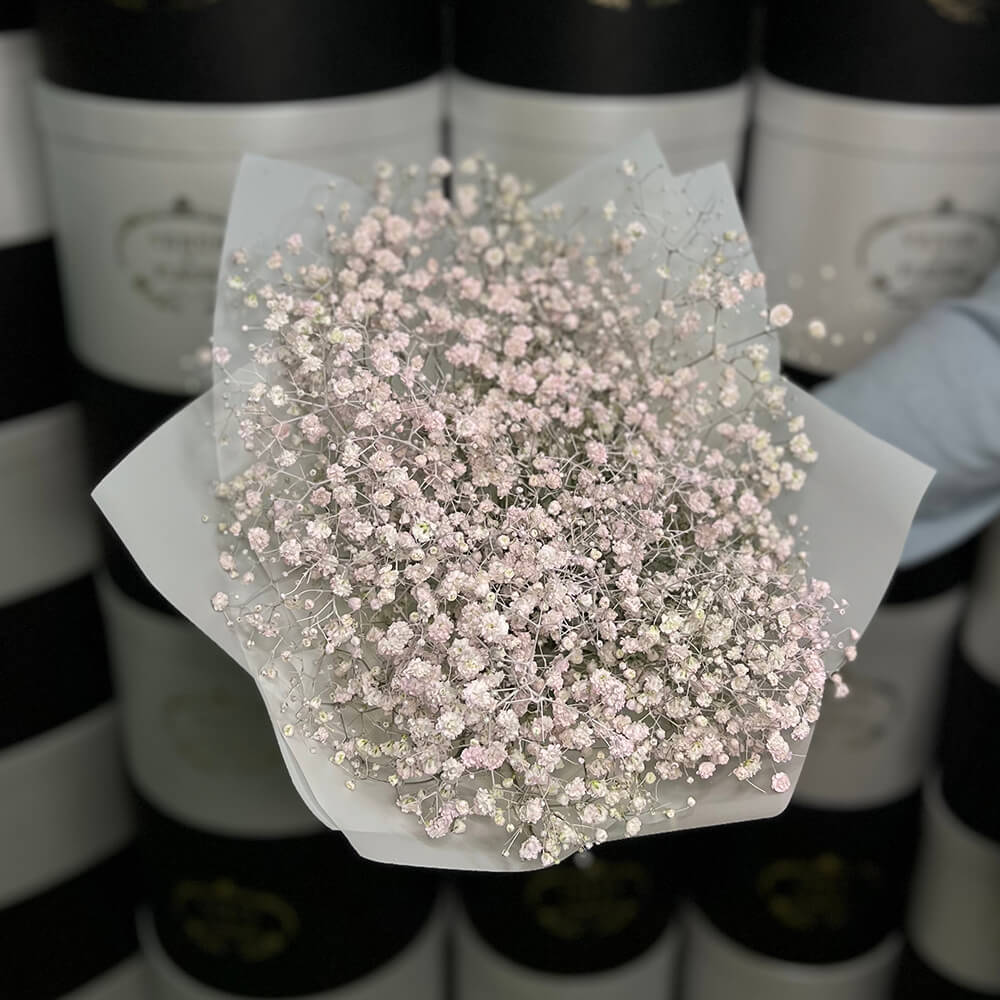 Розовые гипсофилы в букете - 9 шт.