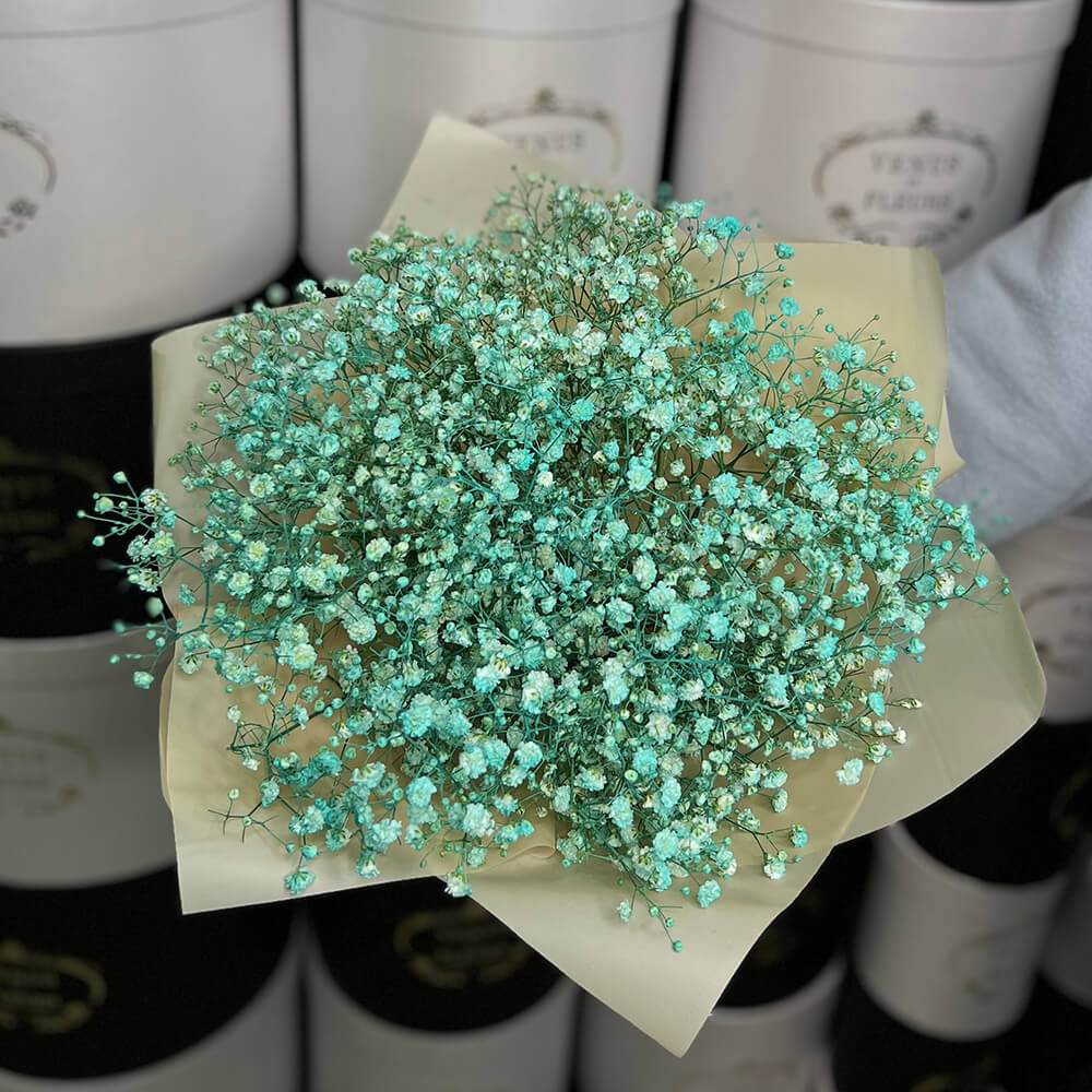 Бирюзовые гипсофилы в букете - 9 шт.