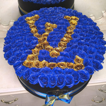 Сине-золотые розы "Louis Vuitton" от 101 шт.