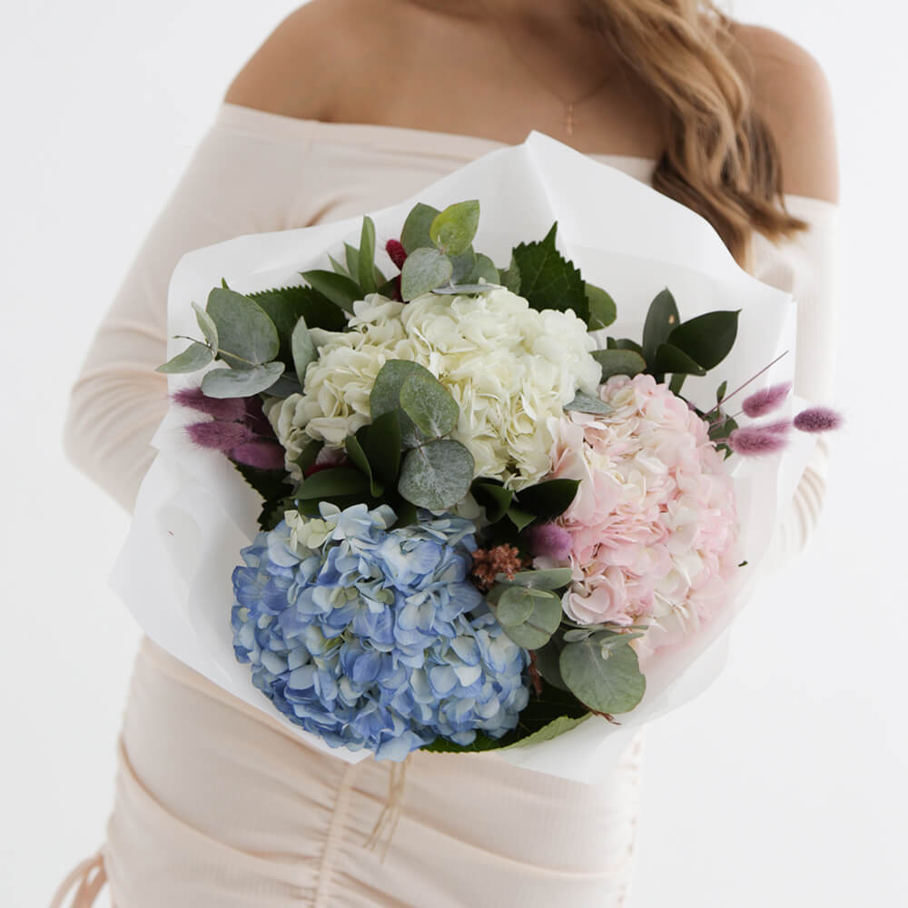 Авторский букет №29 - 3 шт. 