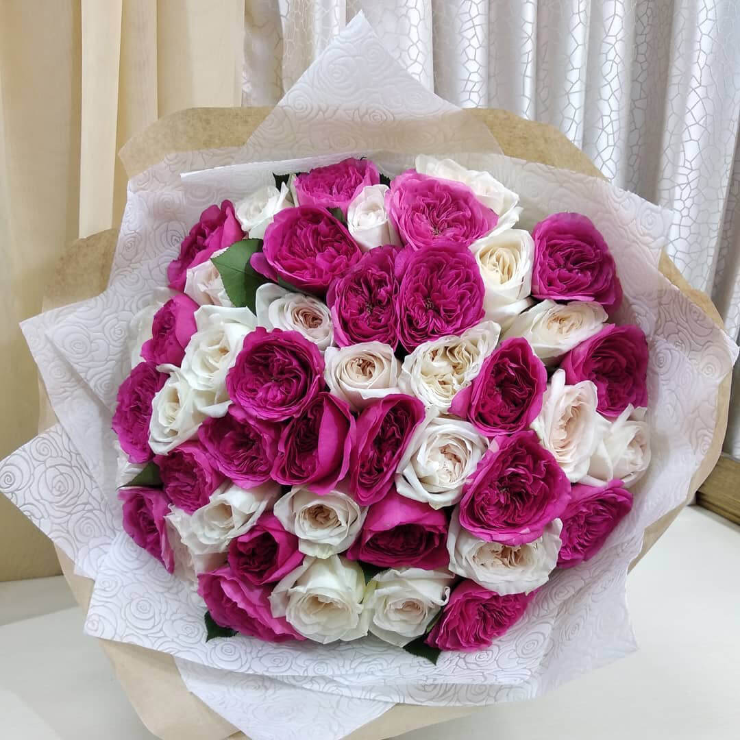 Микс из пионовидных роз от 19 шт.