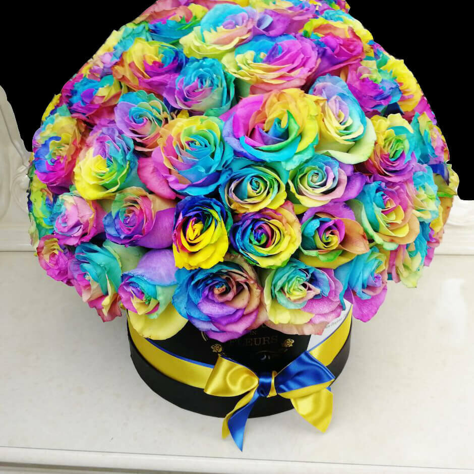 Радужные розы (шар) от 51 шт.