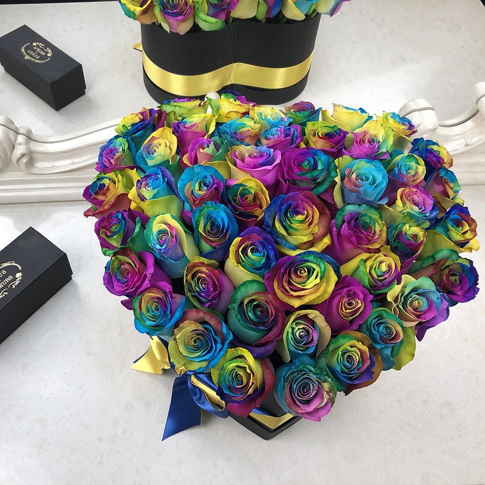 Радужные розы в сердце от 41 шт.