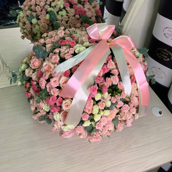 Микс кустовых роз в коробке - 201 шт.