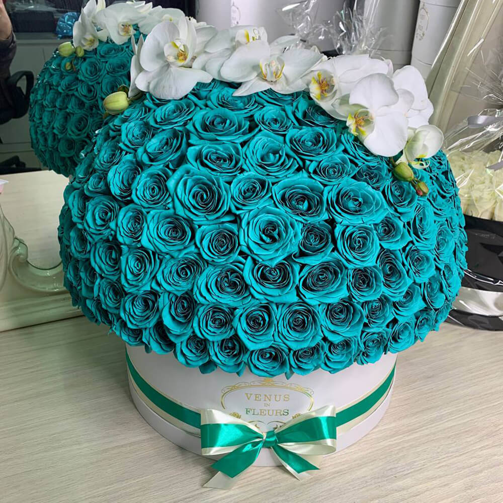 Бирюзовые розы с орхидеями - 251 шт.