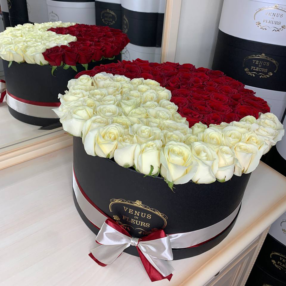 Инь-янь из роз - 101 шт.