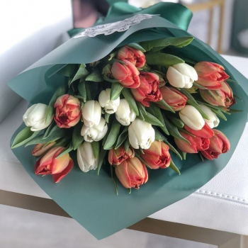 Тюльпаны в букете - 19 шт.