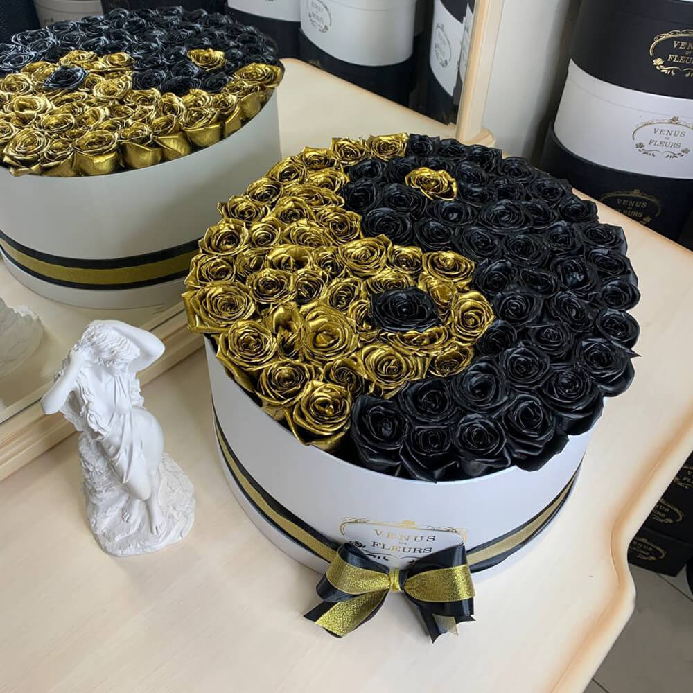 Черно-золотые розы "Инь-Янь" - 81 шт.