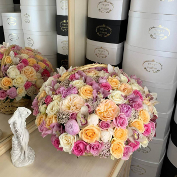 Летний микс из ярких цветов - 151 шт. Летний микс из ярких цветов - 151 шт.