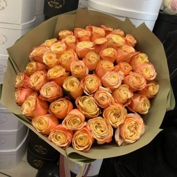 Букет кофейных эквадорских роз от 25 шт. Букет кофейных эквадорских роз от 25 шт.