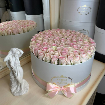 Sweet розы в коробке - 101 шт.