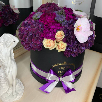 Малиновый микс с гортензиями - 51 шт.