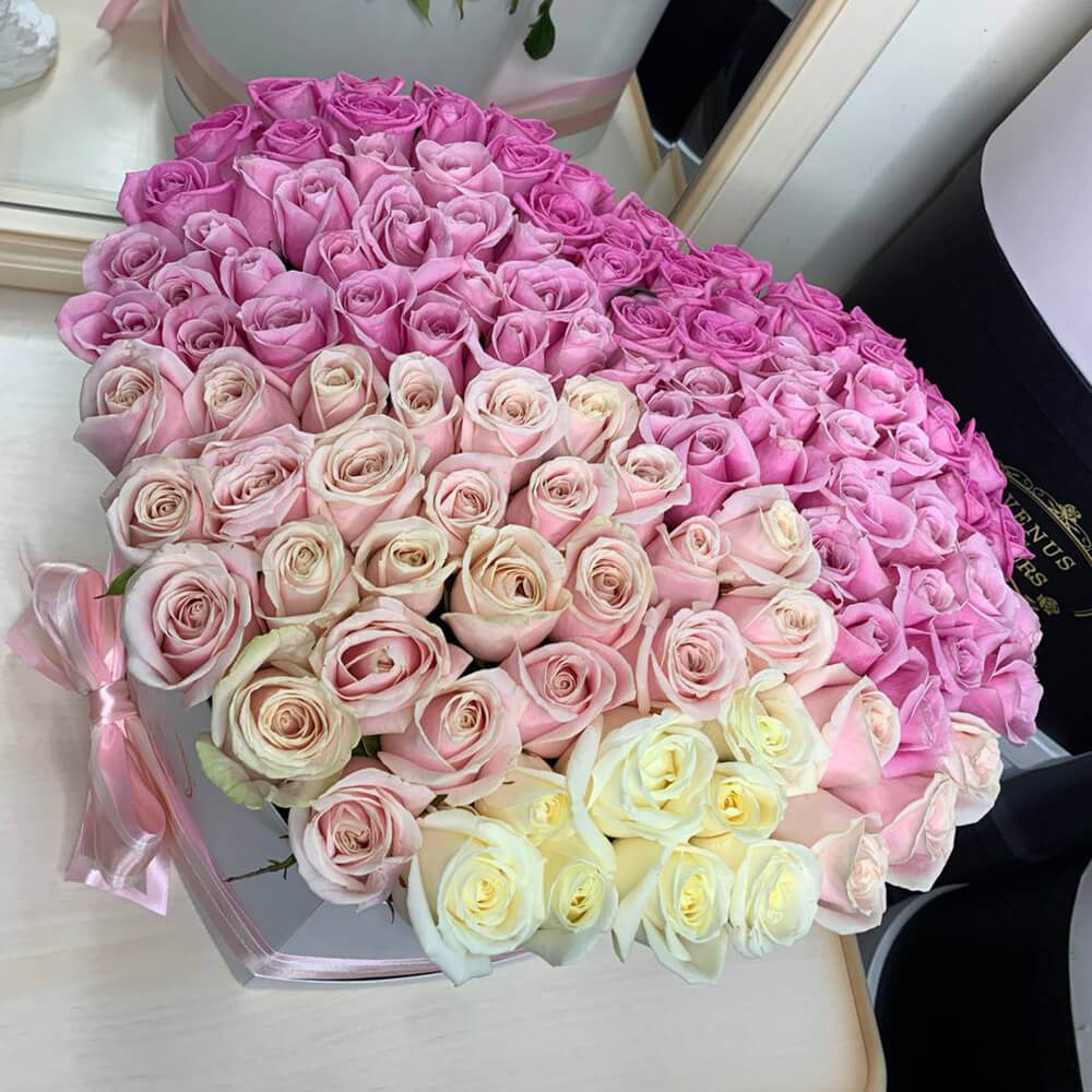 Микс в сердце из нежных роз - 101 шт.