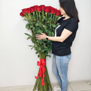 Розы 1,5 метра от 25 шт.